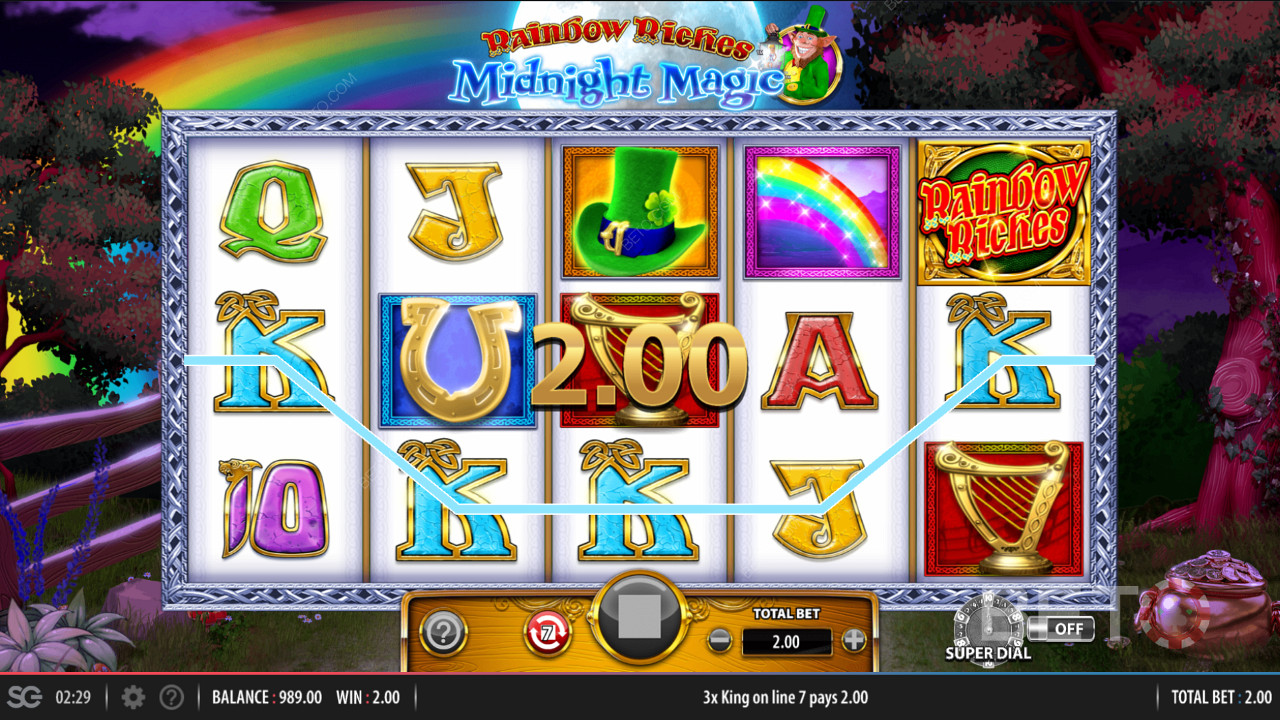 10 forskellige aktive betalingslinjer i Rainbow Riches Midnight Magic