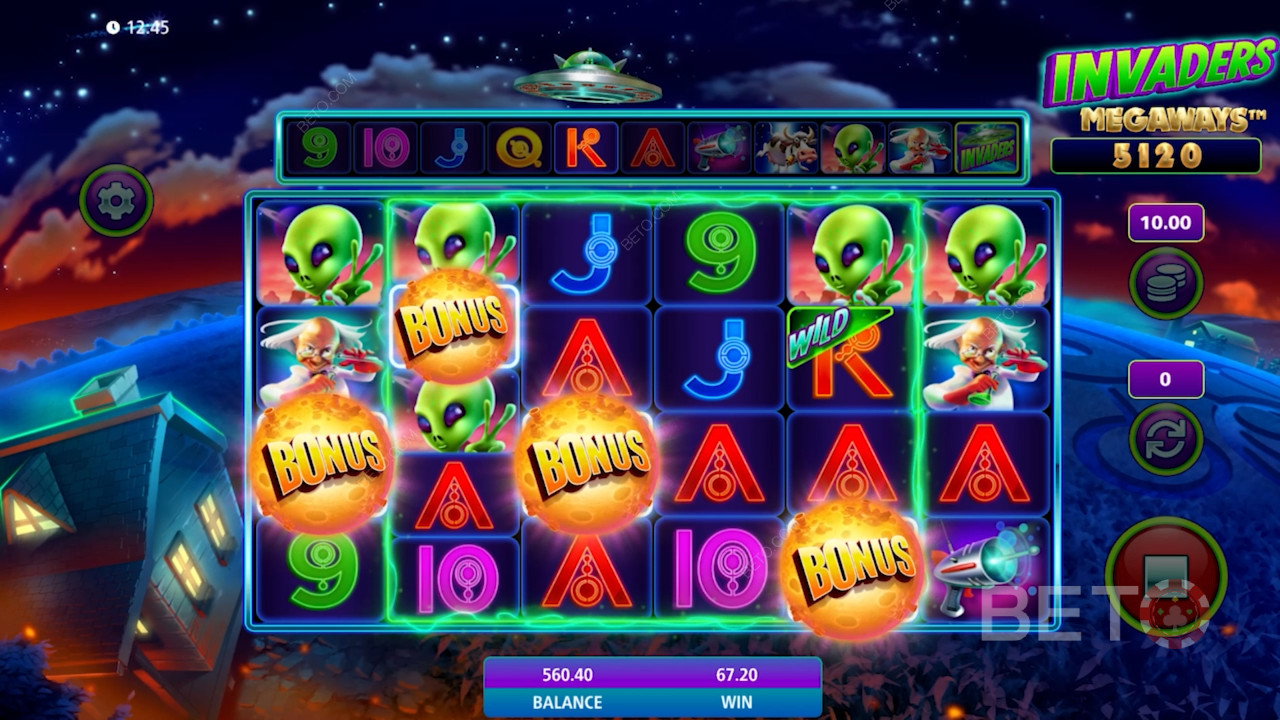 Få 4 eller flere bonussymboler for at udløse gratis spins i Invaders Megaways