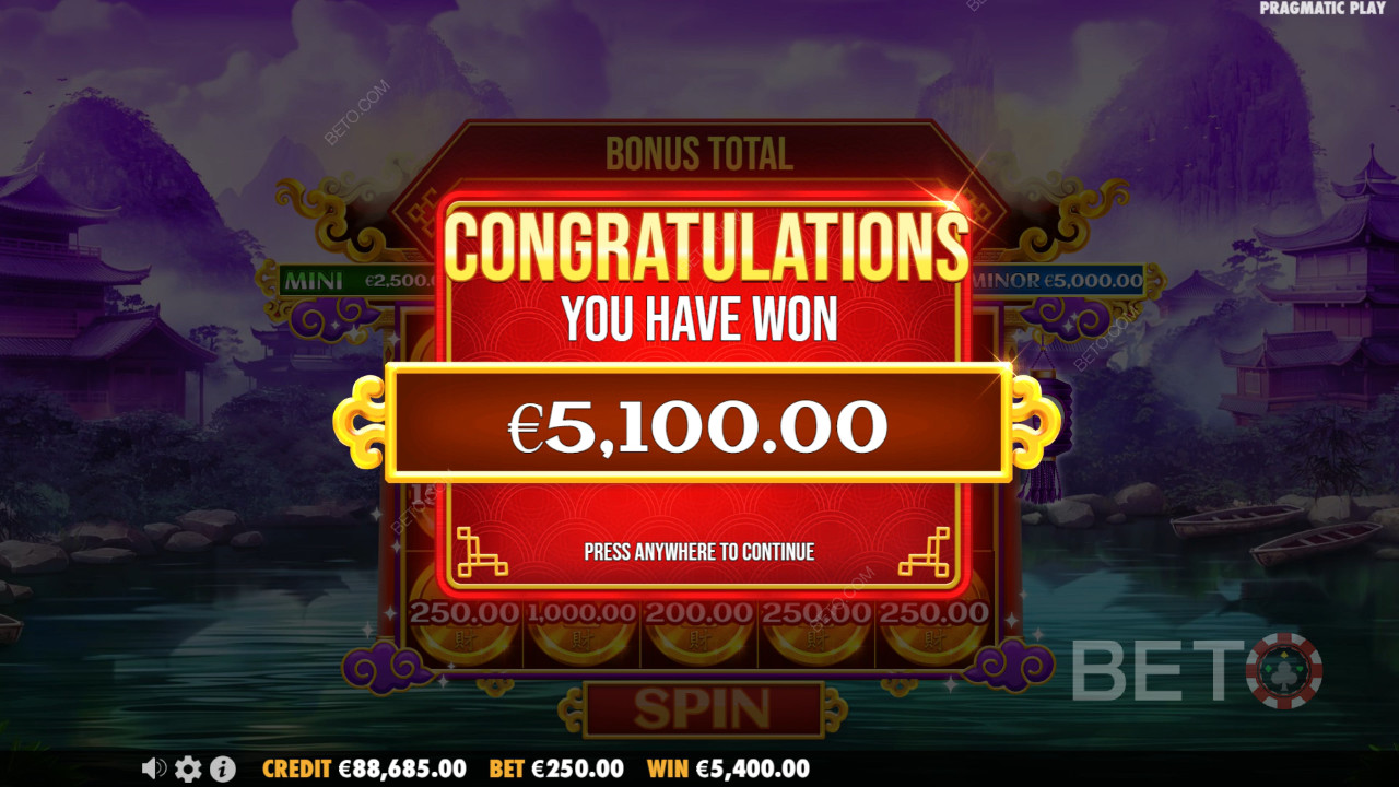Vind 10.000x Din indsats i Chests of Cai Shen Spilleautomaten!