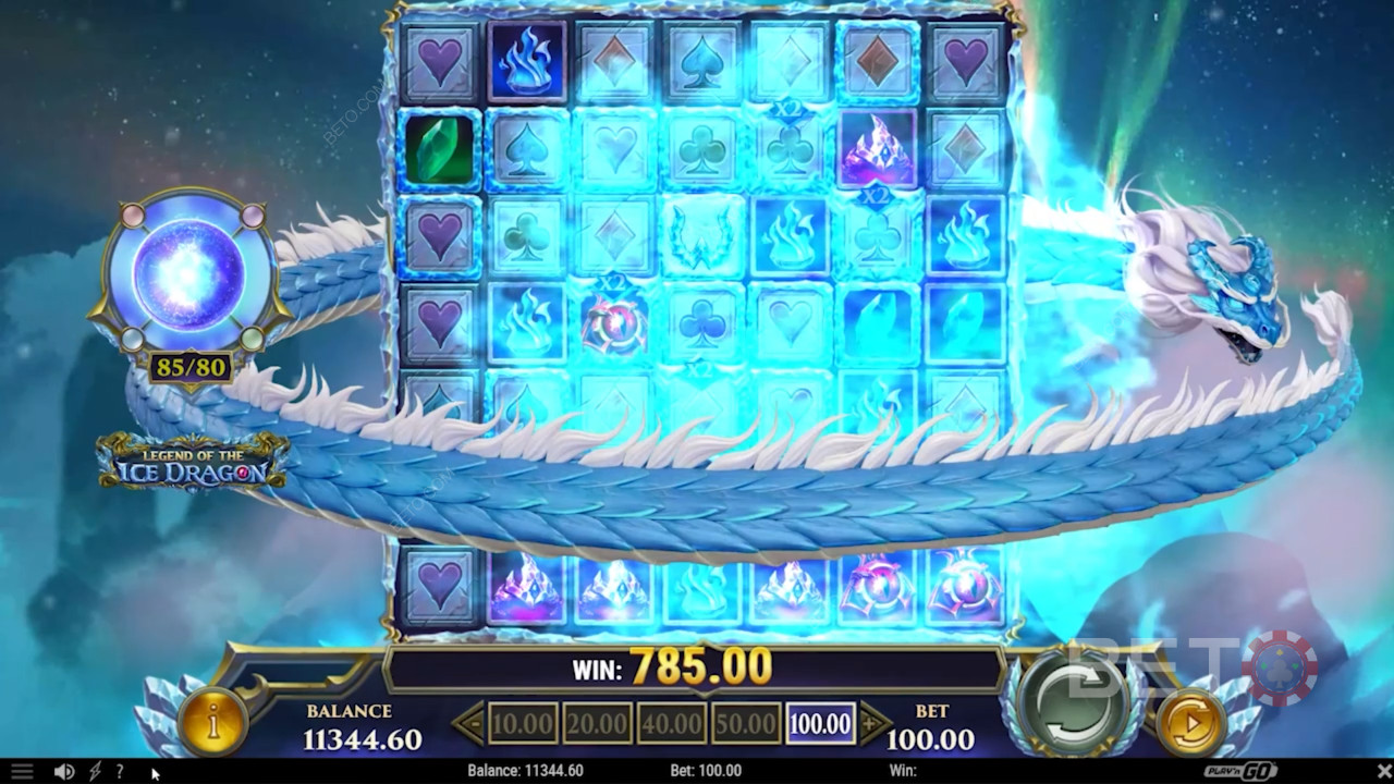 Udløs Drageeksplosionen ved at samle 80 gevinstsymboler i Legend of the Ice Dragon