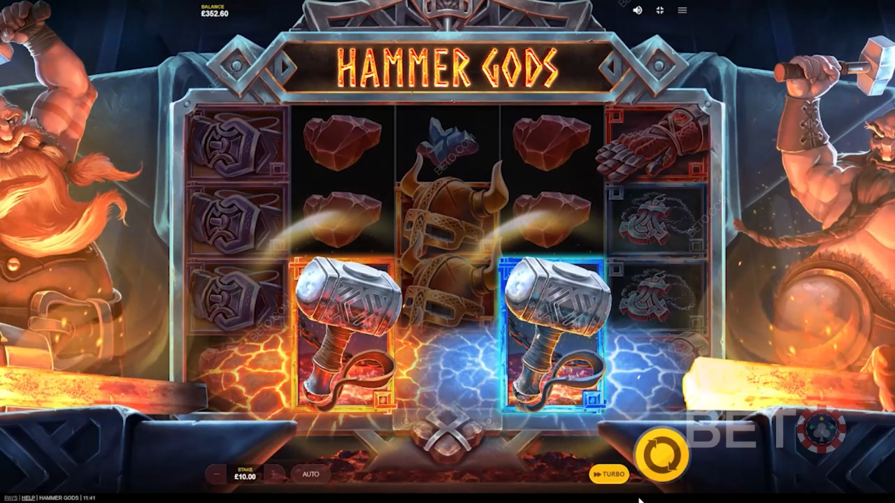 Få røde og blå hamre til at udløse gratis spins i Hammer Gods