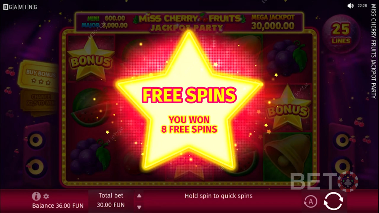 Få Scatter-symbolet mindst tre gange på hjulene for at udløse Gratis Spins